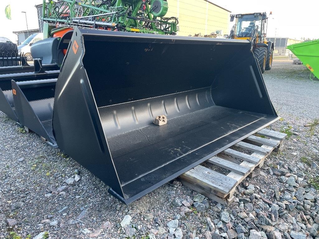 Quicke 265 VL Frontlaster ektrautstyr