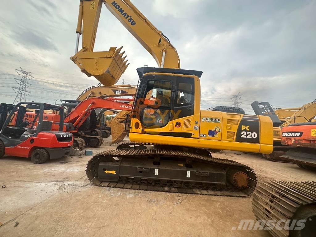 Komatsu PC 220-8 Beltegraver