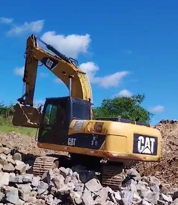 CAT 320D Beltegraver