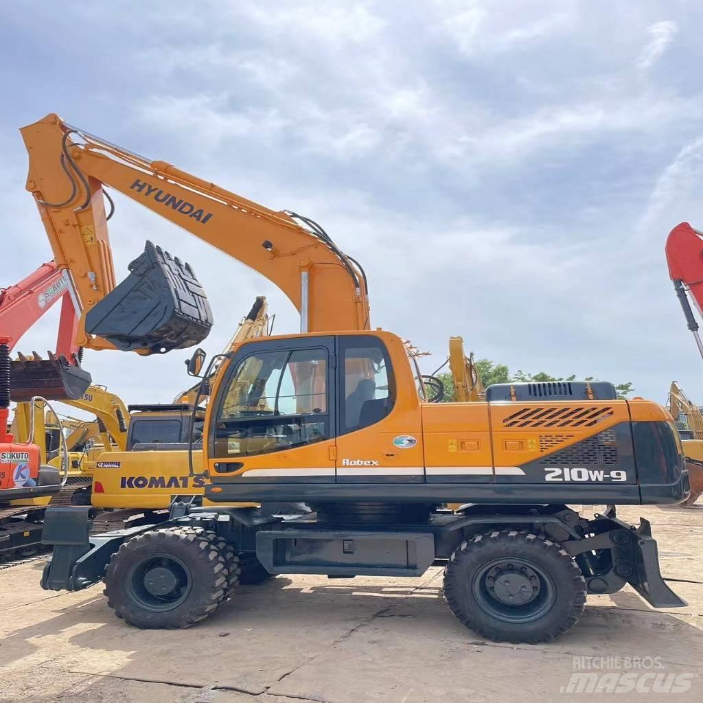 Hyundai R210W-9 Hjulgravere