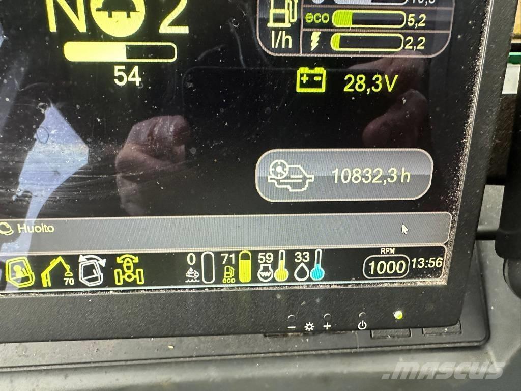 Komatsu 845 Lassbærere