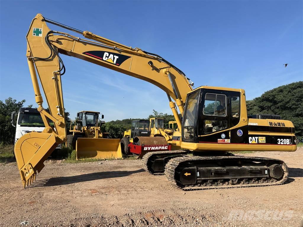 CAT 320 B Beltegraver
