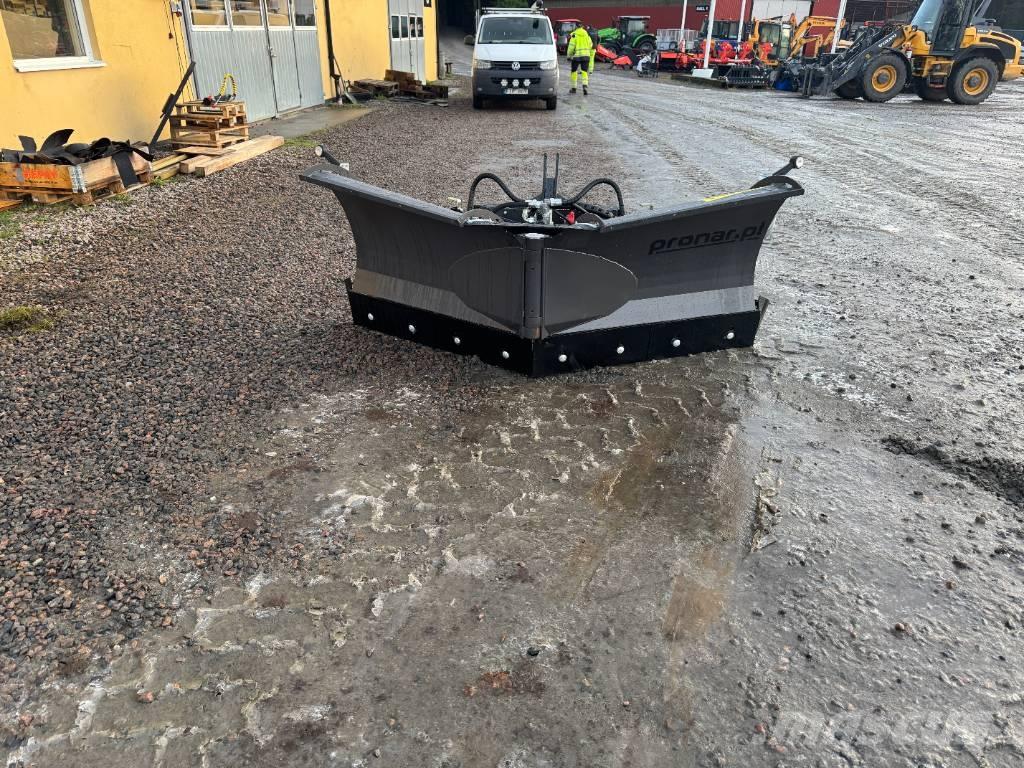 Pronar PUV 2400 M Snøploger- og skjær