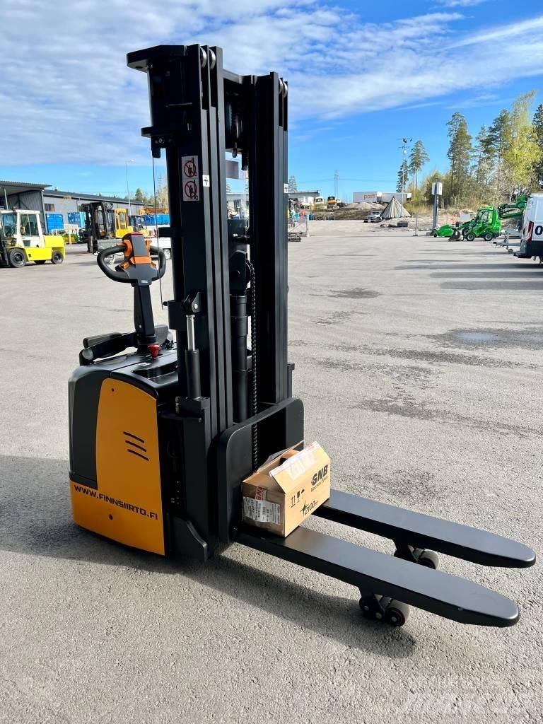 Hyundai 15ESR Stablere