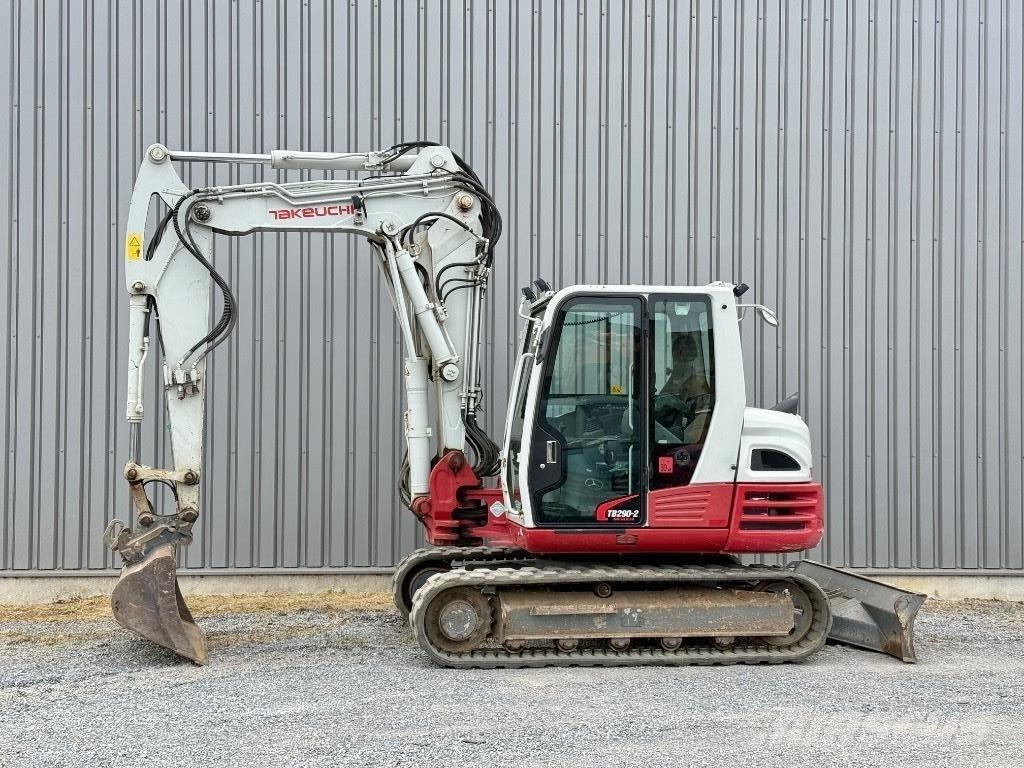 Takeuchi TB 290 Midigravere 7 - 12t