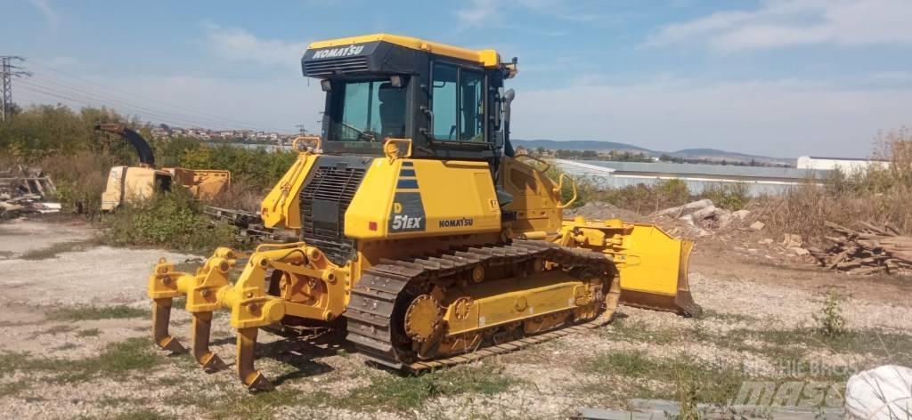 Komatsu D51EX-24 Dozere Beltegående