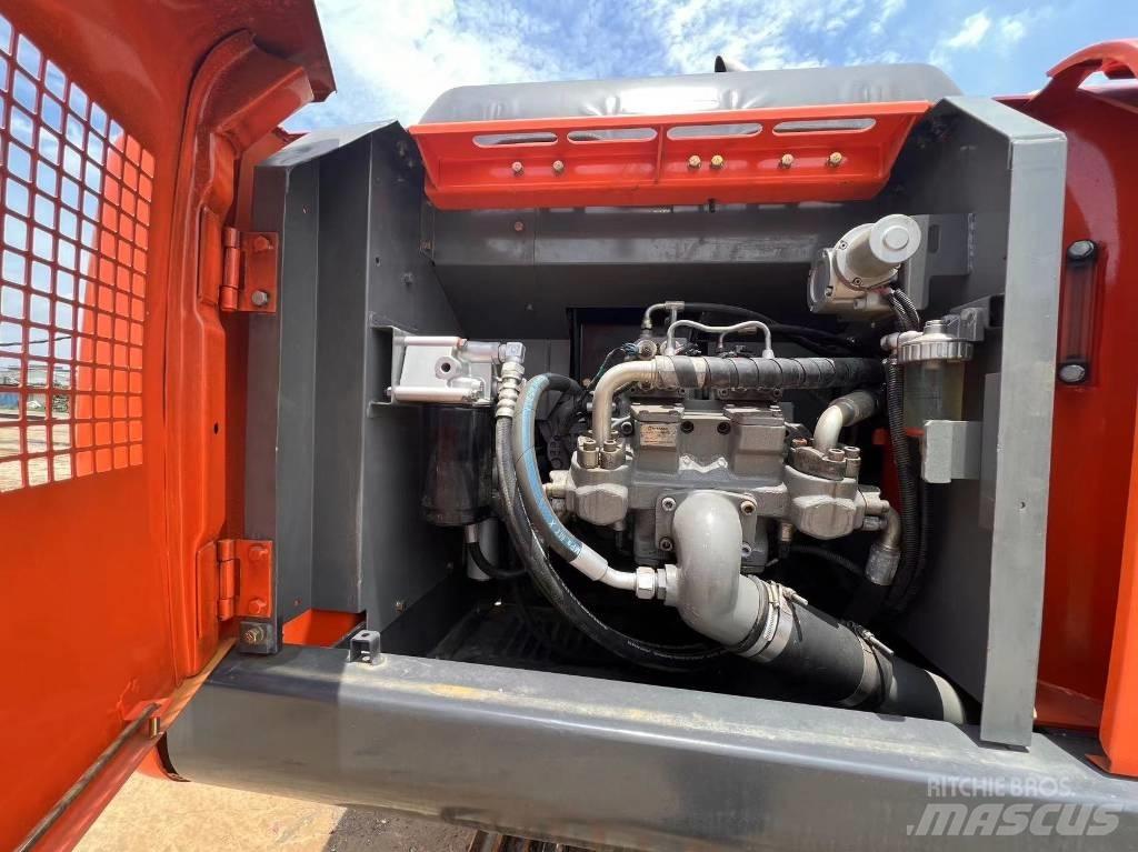 Hitachi ZX 200-6 Beltegraver