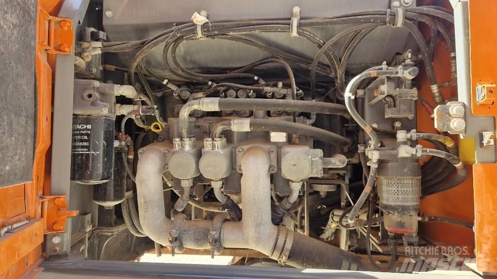 Hitachi ZX 300 LC-7 Beltegraver