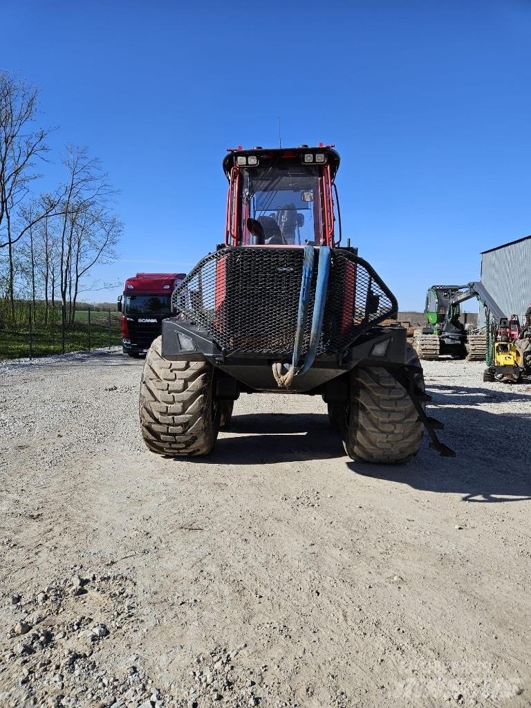 Komatsu 895 Lassbærere
