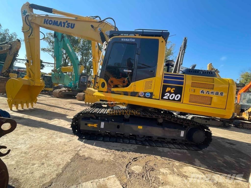 Komatsu PC 200-8 Beltegraver