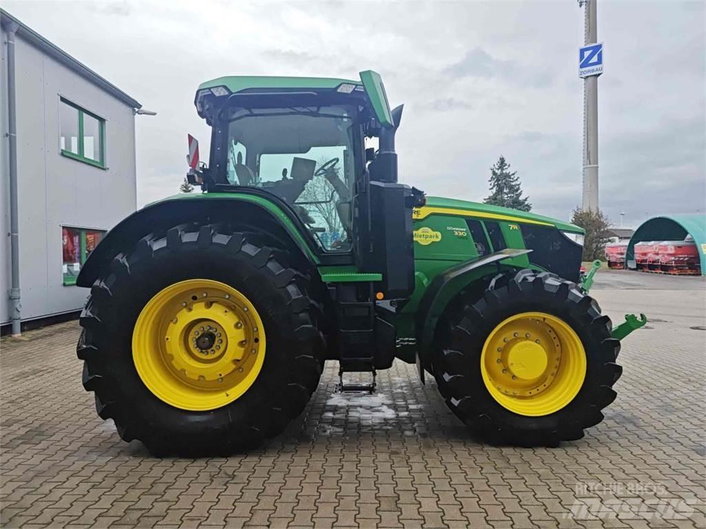 John Deere 7R 330 Traktorer