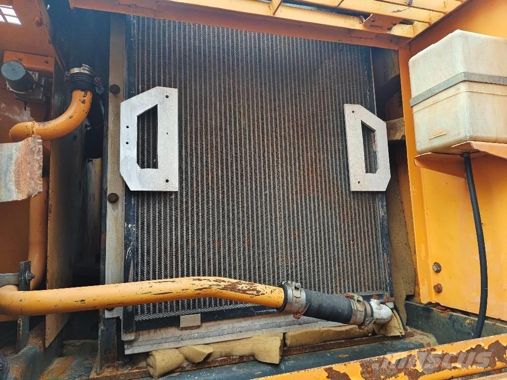 Hyundai R305LC-7 Beltegraver