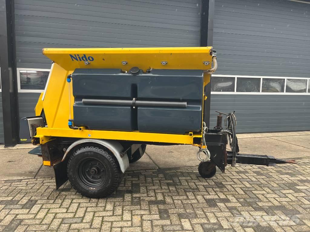 Nido Stratos Sand- og saltspredere