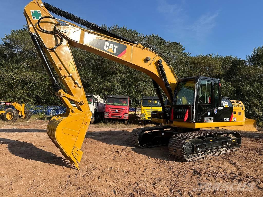 CAT 320DL Beltegraver