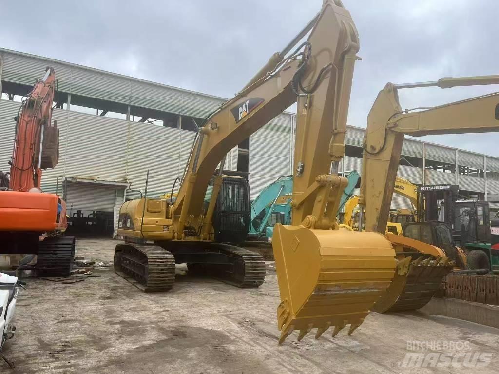 CAT 325C Beltegraver
