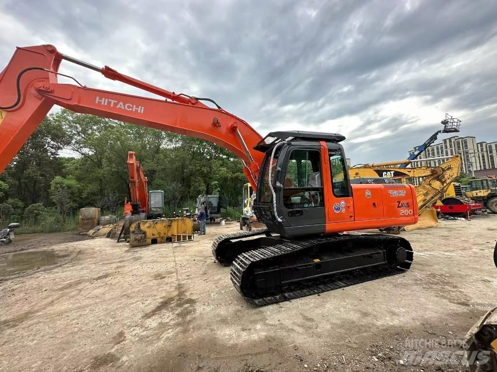 Hitachi ZX 200 Beltegraver