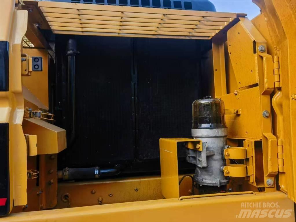 CAT CAT325B Gravemaskiner for avfallshåndtering