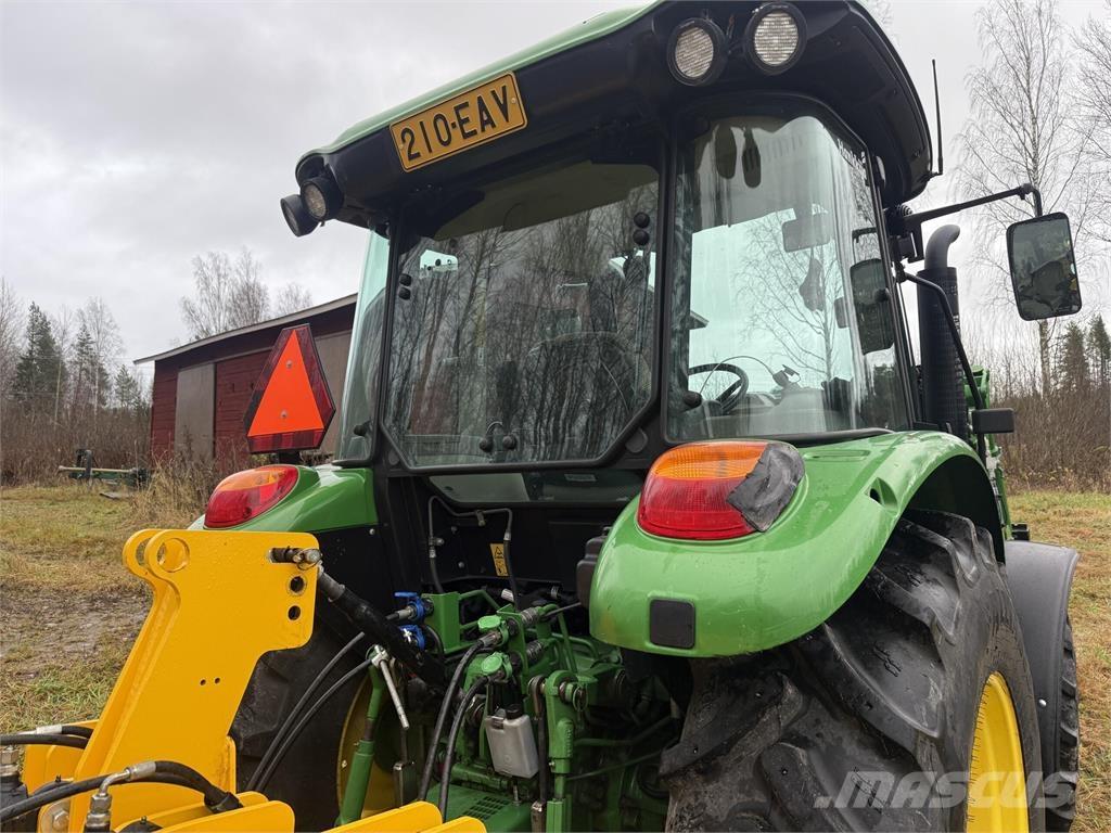 John Deere 5058E Traktorer