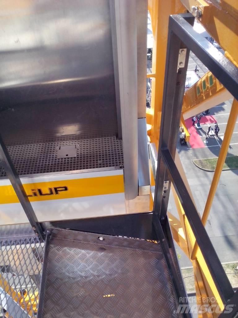 Liebherr LiUp 200 Stillas, vinsjer og vareheiser