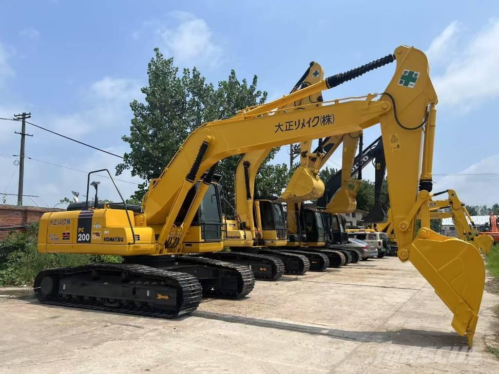 Komatsu PC200-7 Beltegraver