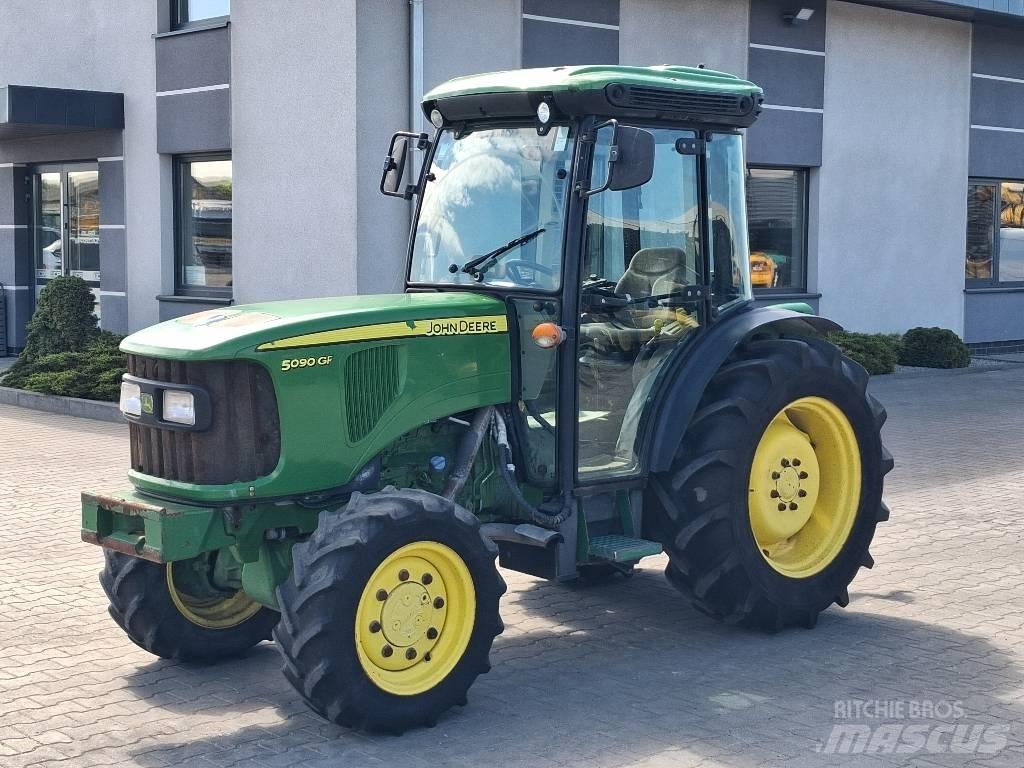 John Deere 5090 GF Traktorer