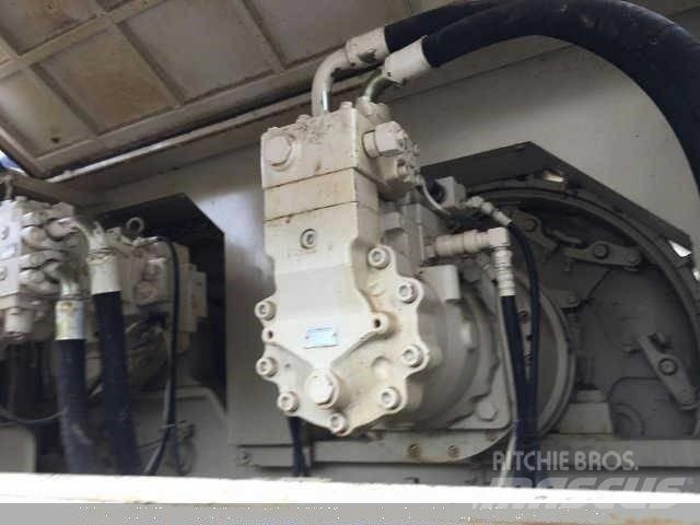 Terex HC 110 Beltegående Kran