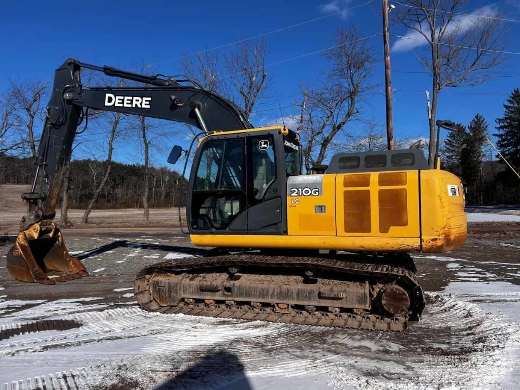 DEERE 210G LC Beltegraver