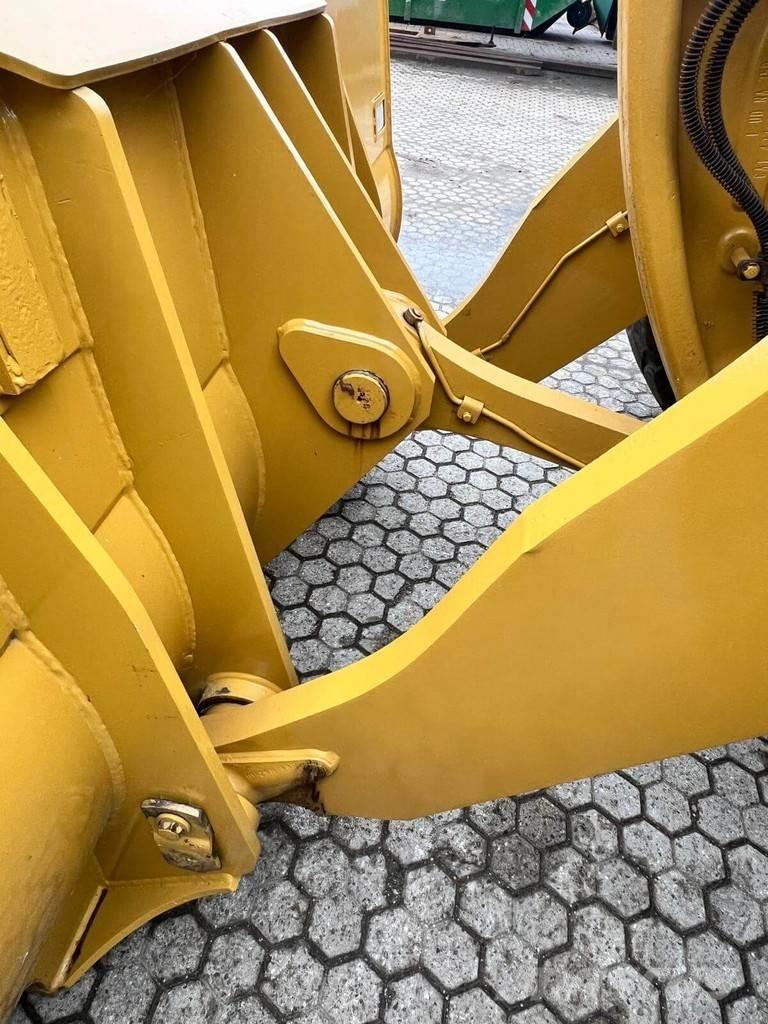 CAT 966M Hjullastere