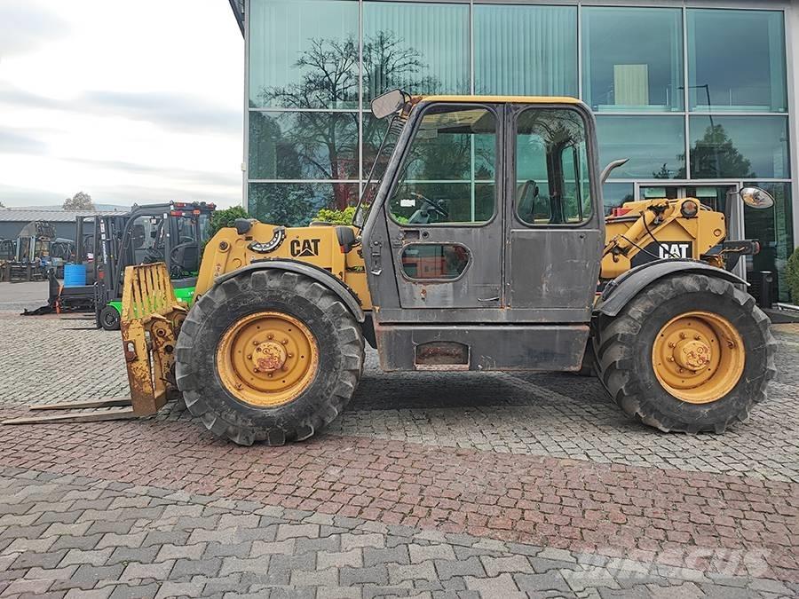 CAT TH 62 Teleskoplastere