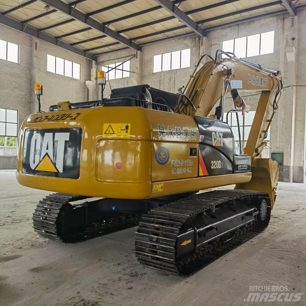 CAT 320 D2 Beltegraver