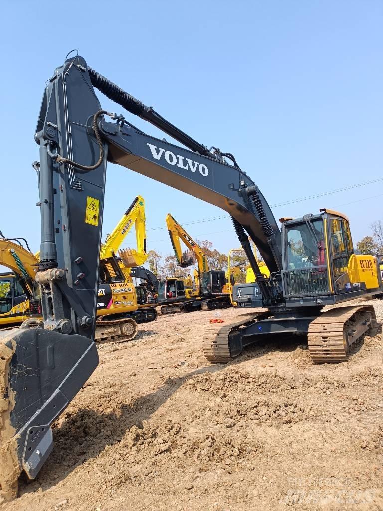 Volvo EC 220 Beltegraver
