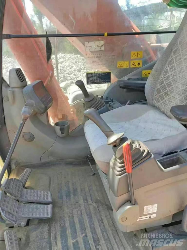Hitachi ZAXIS270 Beltegraver