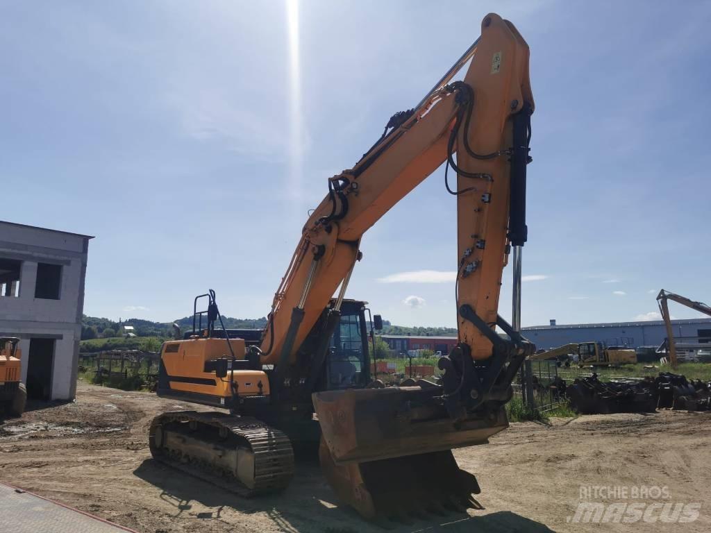 Hyundai HX 260 NL Beltegraver