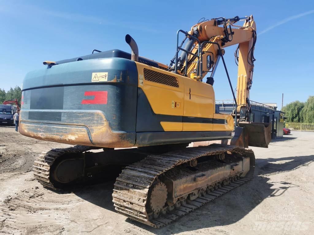 Hyundai HX 260 NL Beltegraver