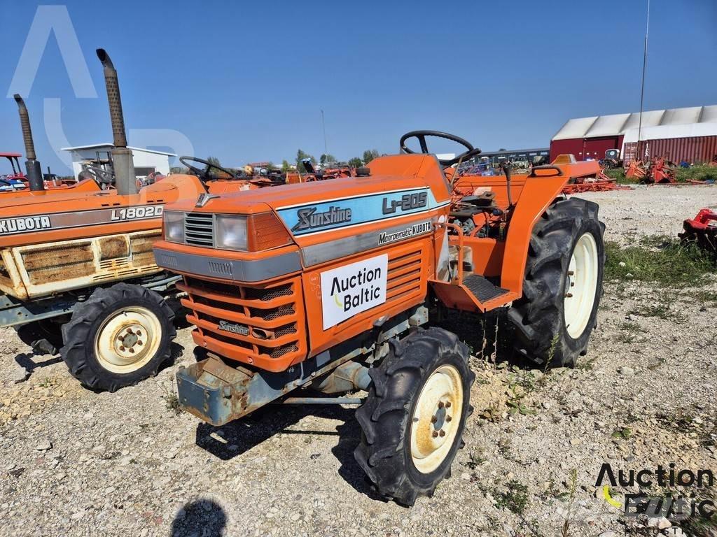 Kubota L1-205D Traktorer