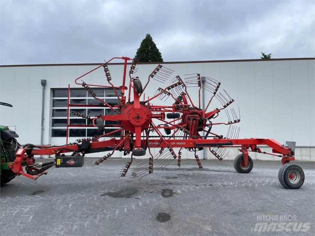Kuhn GA 8020 Svanser