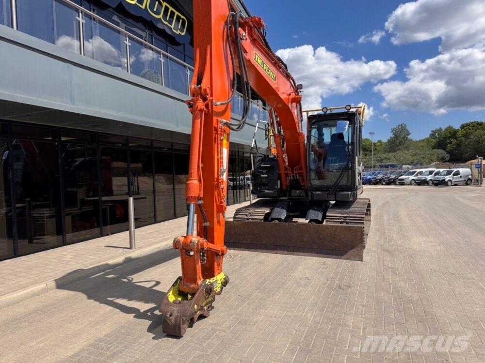 Hitachi ZX135USBL-7 Beltegraver