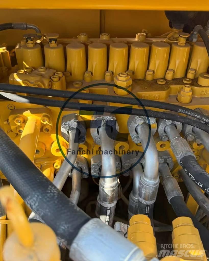 CAT 330 Beltegraver