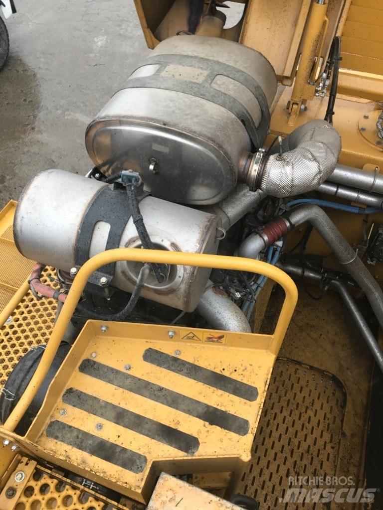 Tigercat 890 Knuckleboom lastere