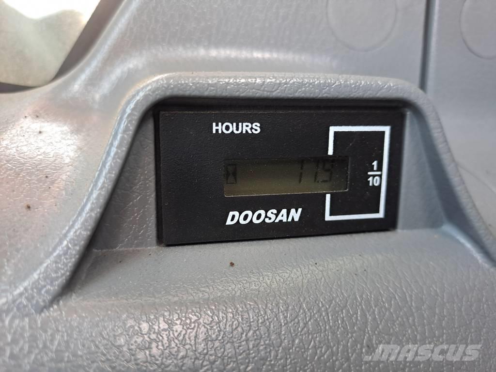 Doosan DX530LC-7M Beltegraver