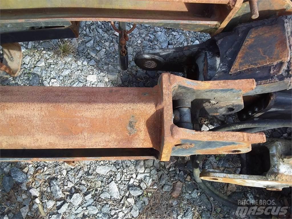 CAT 2200 Skogsmaskinkraner