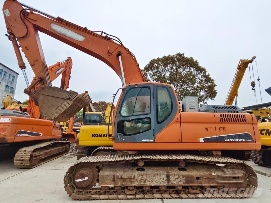 Doosan DX 300 LC Beltegraver