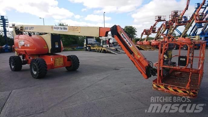JLG 800AJ Leddede bomlifter