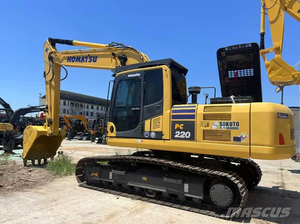 Komatsu PC 220 Beltegraver