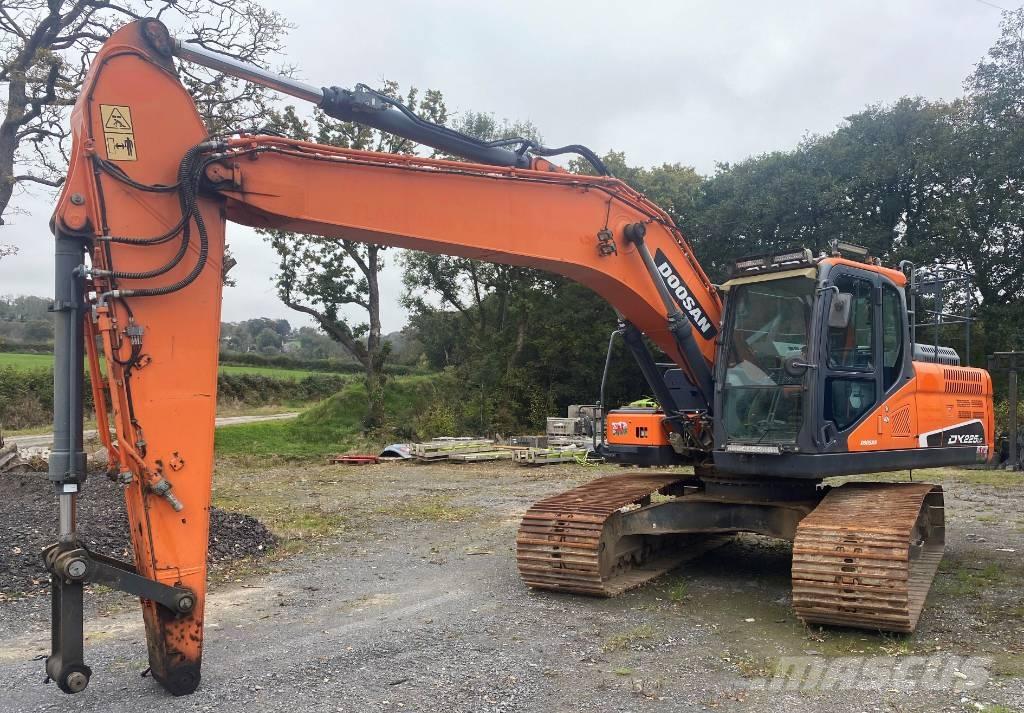 Doosan DX 225 LC Beltegraver