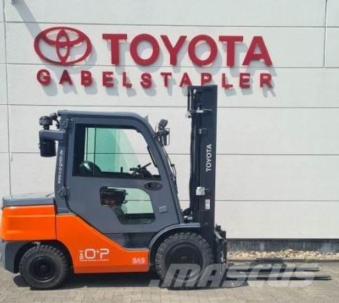 Toyota 52-8FDJF35 Diesel Trucker