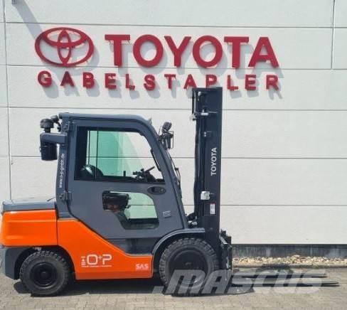 Toyota 52-8FDJF35 Diesel Trucker