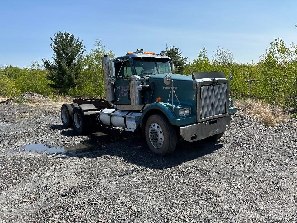 Western Star 4964FX Trekkvogner
