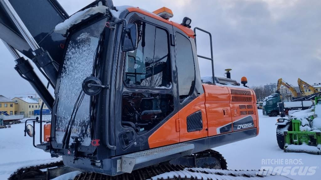 Doosan DX 255 LC-5 Beltegraver