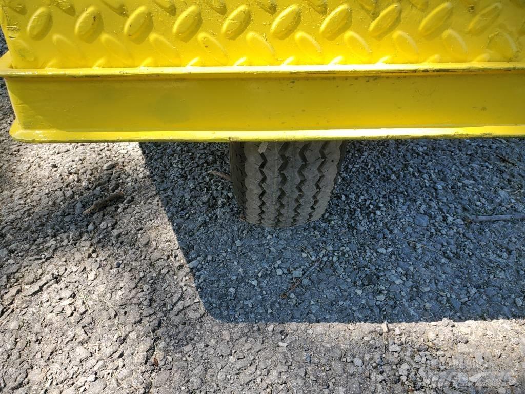 Cushman Minute Miser Tauetraktor